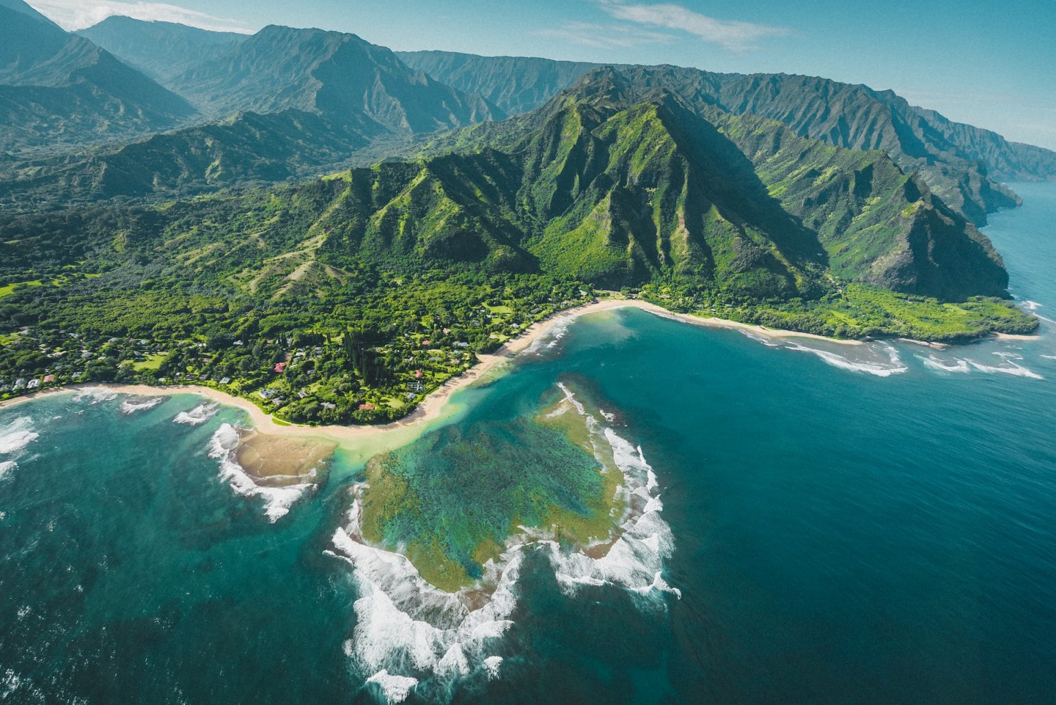 the-best-hawaiian-islands-to-visit-for-an-unforgettable-vacation